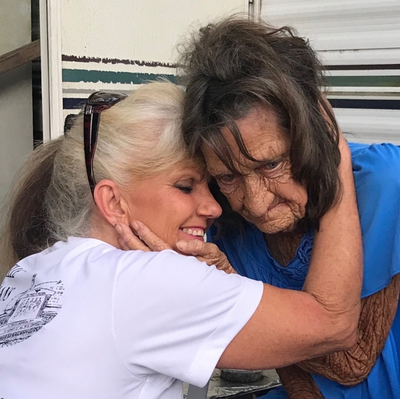 Meet your Posher, Brenda - Picture 5 of 6